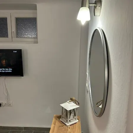 Dk Square Apartment *