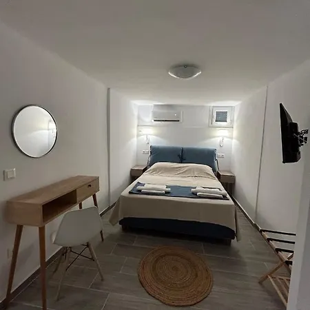 Dk Square Apartment *