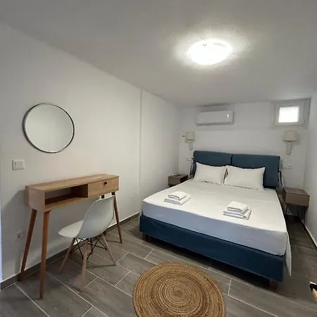 Apartment Dk Square Andros Town