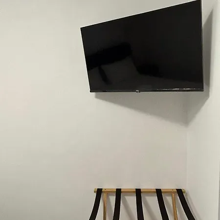 Dk Square Apartment *