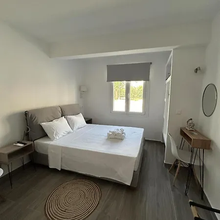 Dk Square Apartment Andros Town